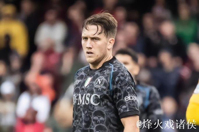 泽林斯基：战胜利物浦后重回胜利轨道意义重大；持续上场带来快乐